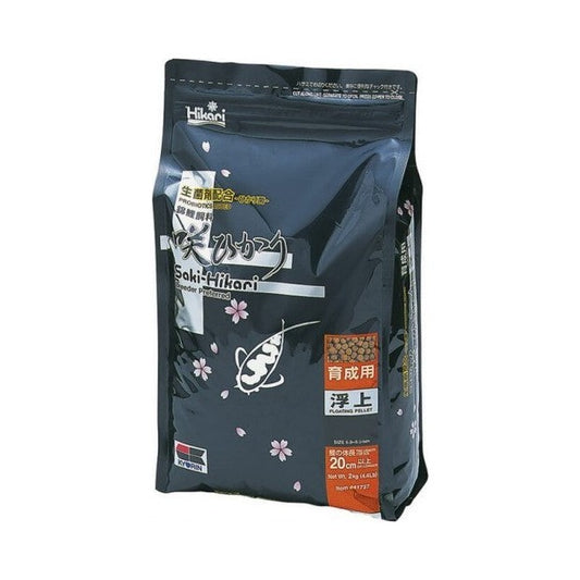 Saki Hikari Multi Season M 2 kg – jaarrond premium koivoer met probiotica